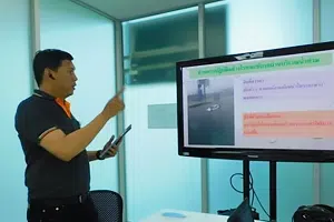 พนักงานส่งเอกสาร 8