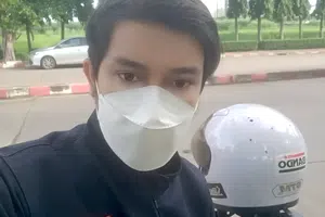 พนักงานส่งเอกสาร 18